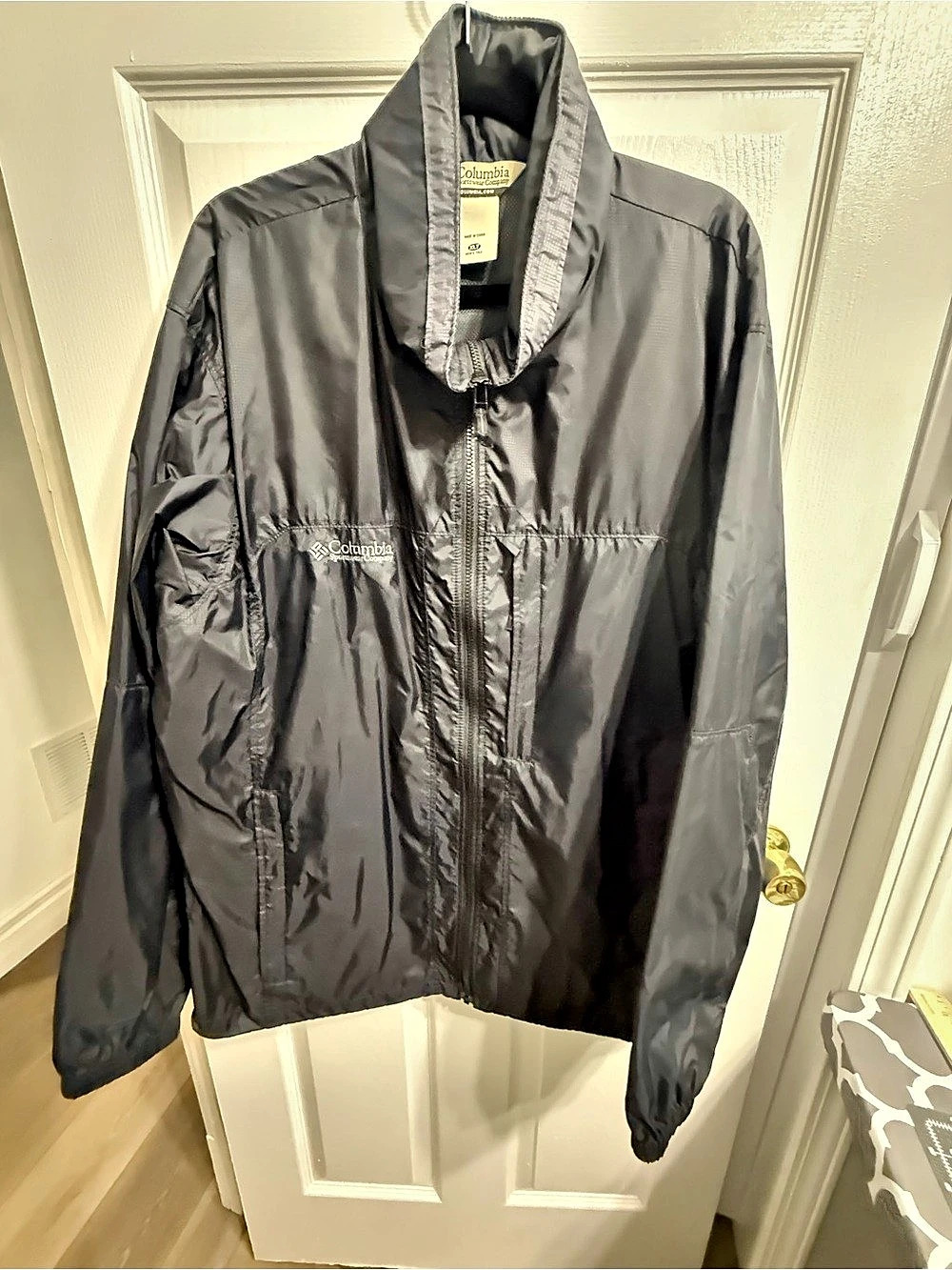 Columbia Men's Black Windbreaker Size XL